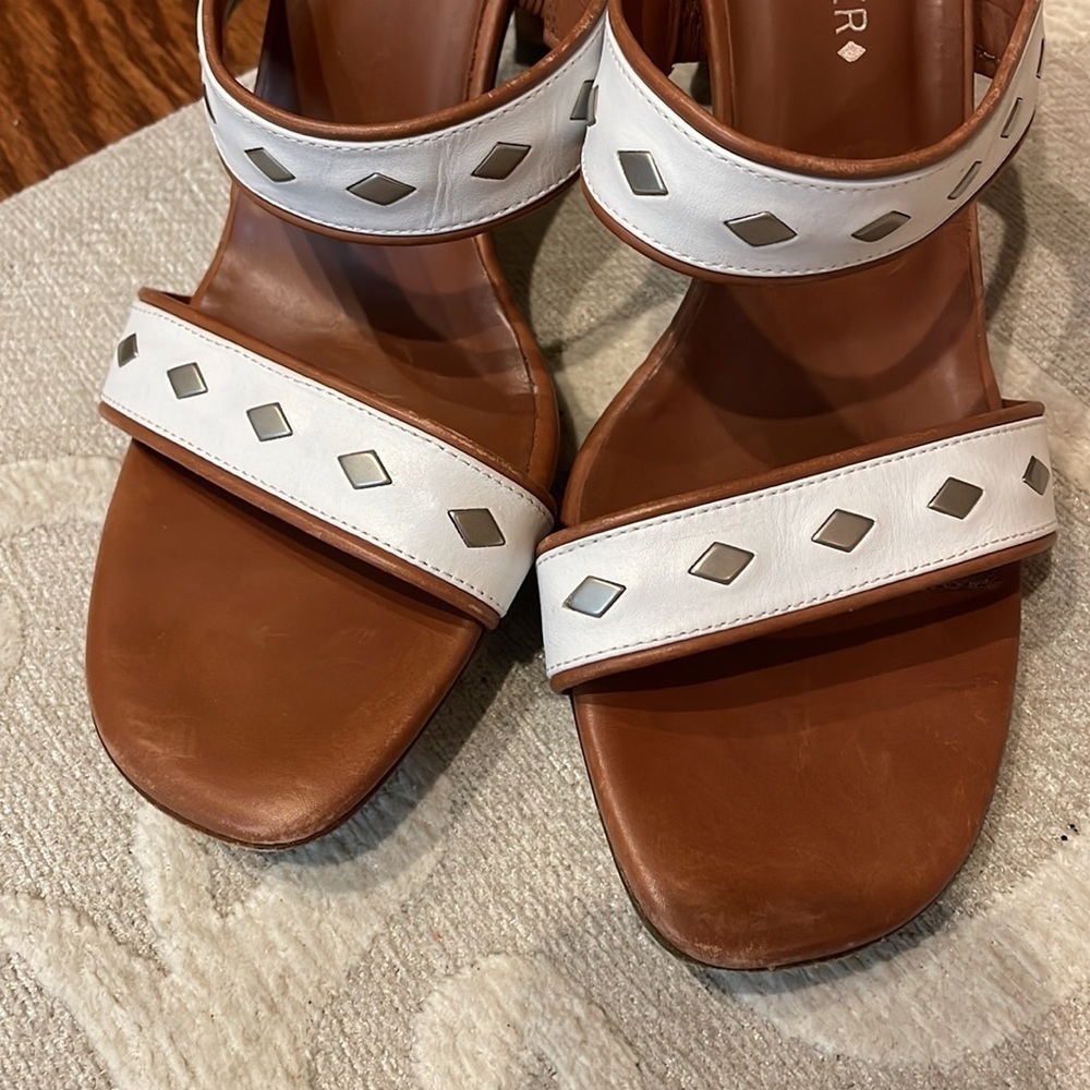 Donald J Pliner COUTURE “Nikki” leather studded slip on heel strap sandals 8 - Picture 4 of 14